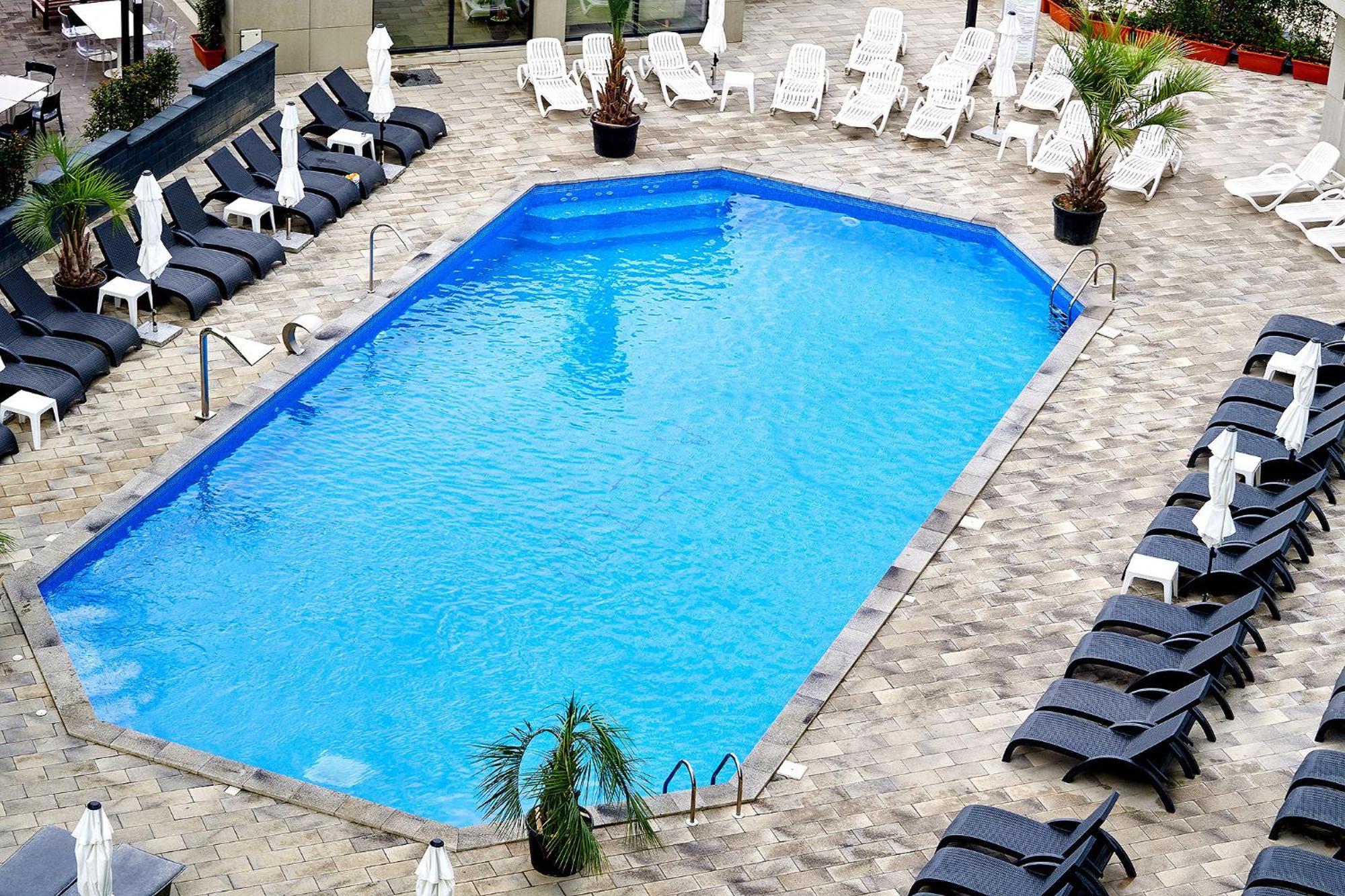 Sara Blu Apartment Spa And Pool Beach Resort Mamaia Ngoại thất bức ảnh