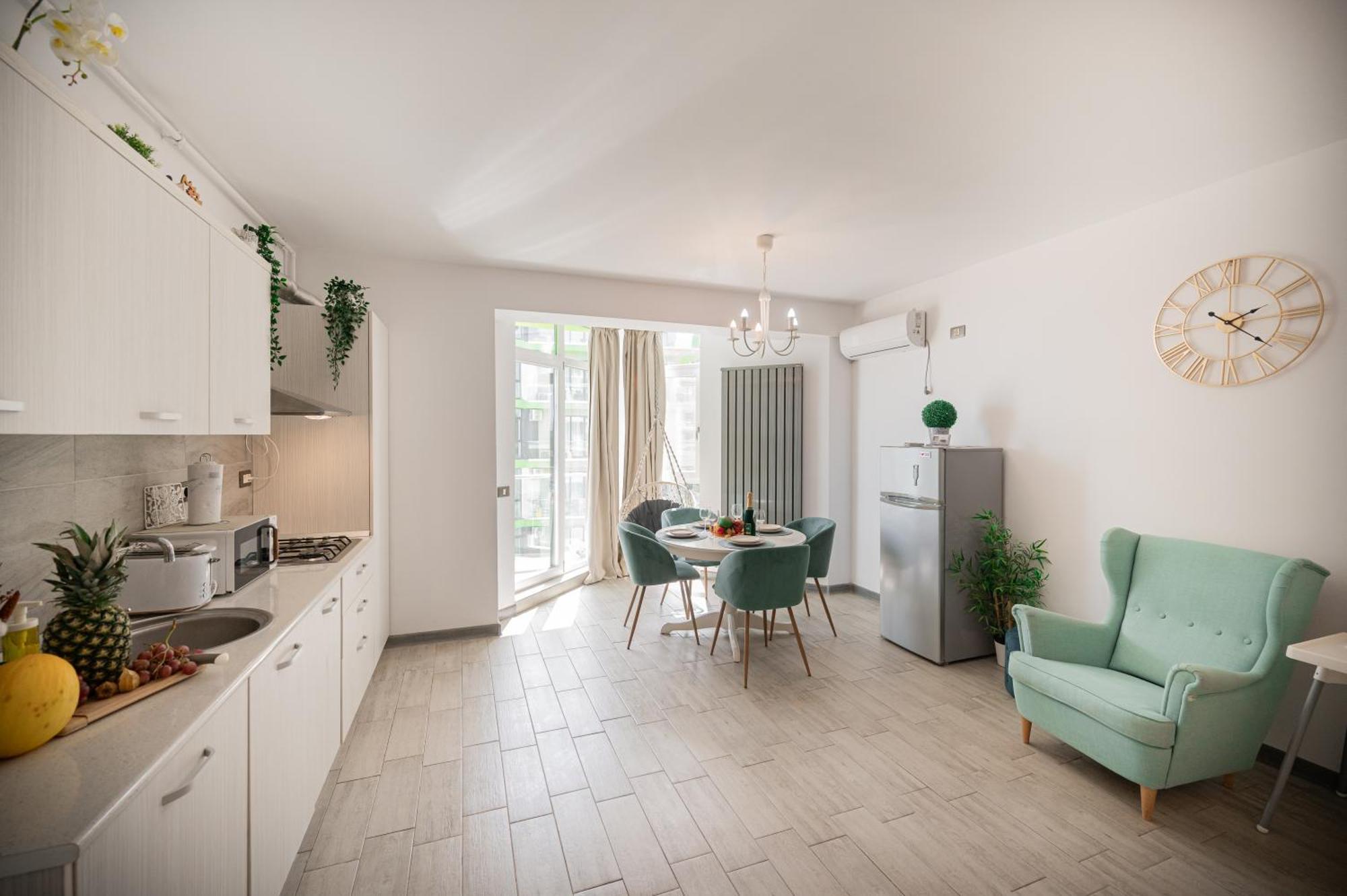 Sara Blu Apartment Spa And Pool Beach Resort Mamaia Ngoại thất bức ảnh