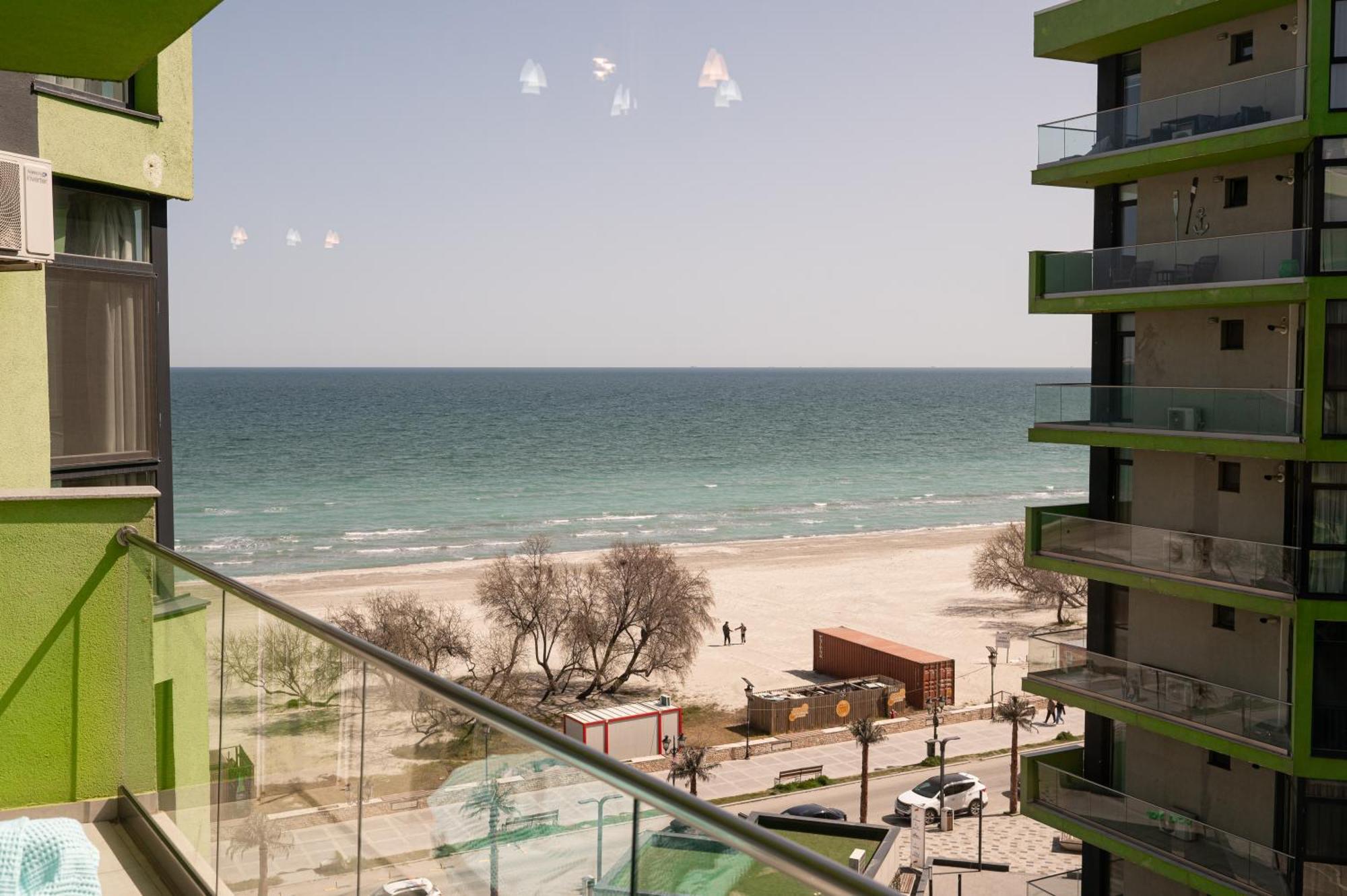 Sara Blu Apartment Spa And Pool Beach Resort Mamaia Ngoại thất bức ảnh